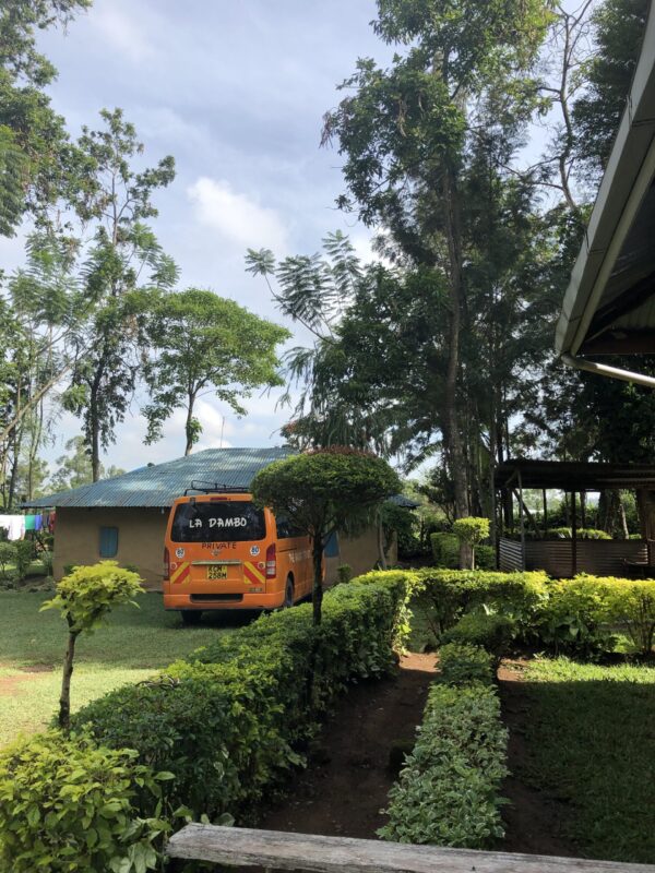 Nasio bus and housing Nasio bus and housing